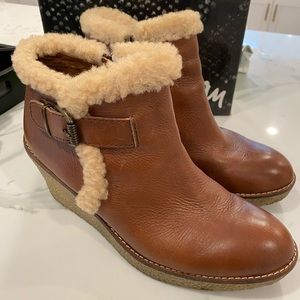 Sam Edelman Wedge rubber wedge sold in whiskey (medium brown Chestnut color) 9